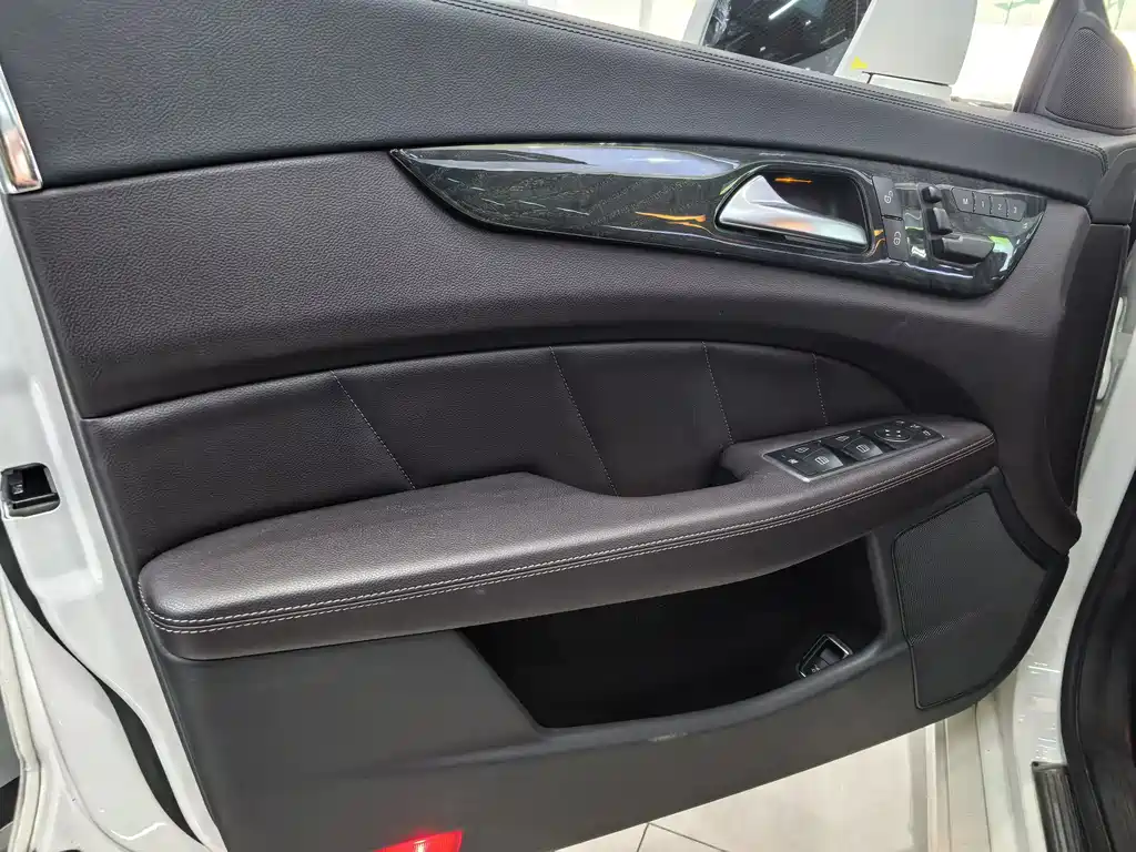 Mercedes-Benz Mercedes-Benz CLS 2012 CLS 300 CGI 2014 - thumbnail 10