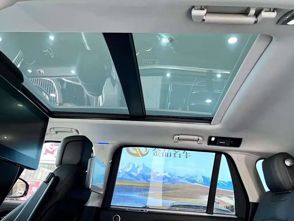 Land Rover Range Rover 2021 3.0 L6 Autobiography Long Wheelbase Classic Edition 2021 - thumbnail 12