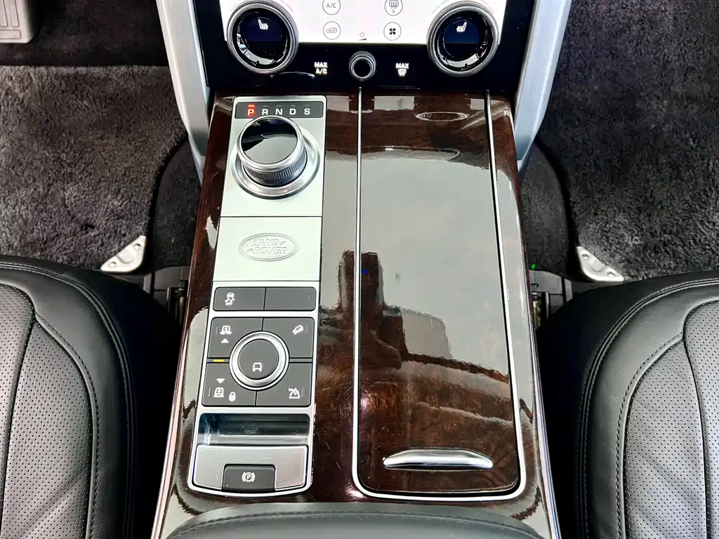 Land Rover Range Rover 2021 3.0 L6 Autobiography Long Wheelbase Classic Edition 2021 - thumbnail 19