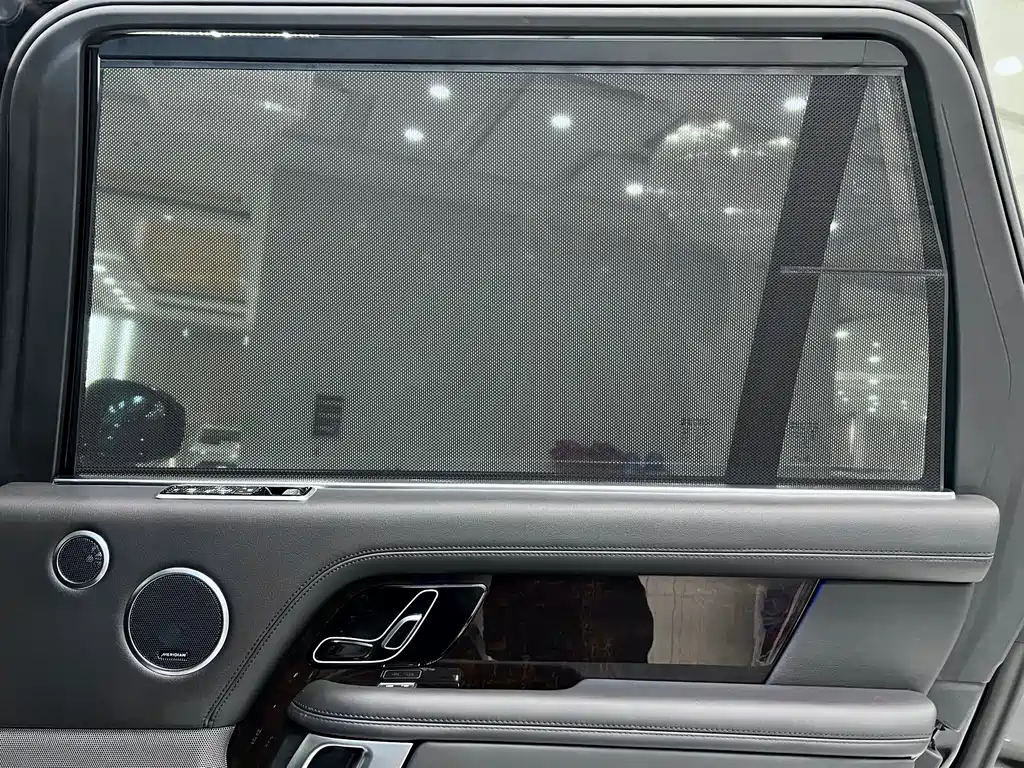 Land Rover Range Rover 2021 3.0 L6 Autobiography Long Wheelbase Classic Edition 2021 - thumbnail 24