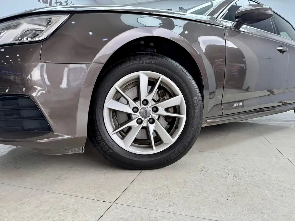 Audi Audi A4L 2017 40 TFSI Progressive Edition 2017 - thumbnail 22