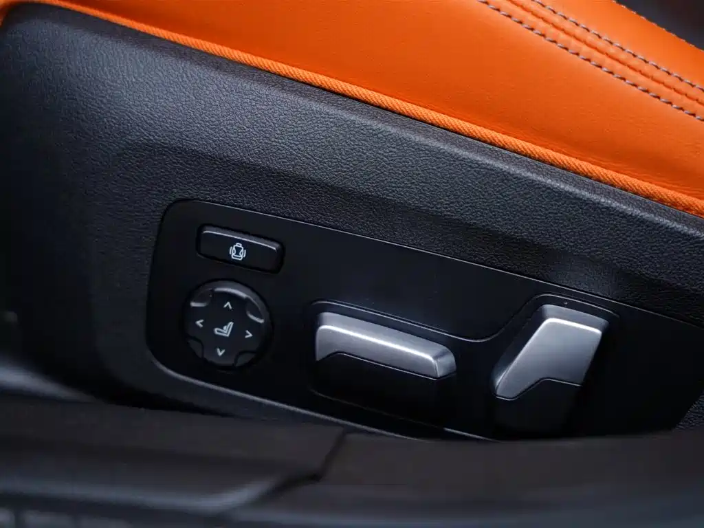 BMW BMW M3 2023 M3 Sedan Thunder Edition 2024 - thumbnail 3