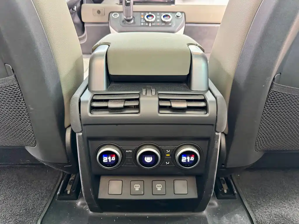 Land Rover Land Rover Defender 2023 Model Year Facelift 90 3.0T P400 XS 2022 - thumbnail 19