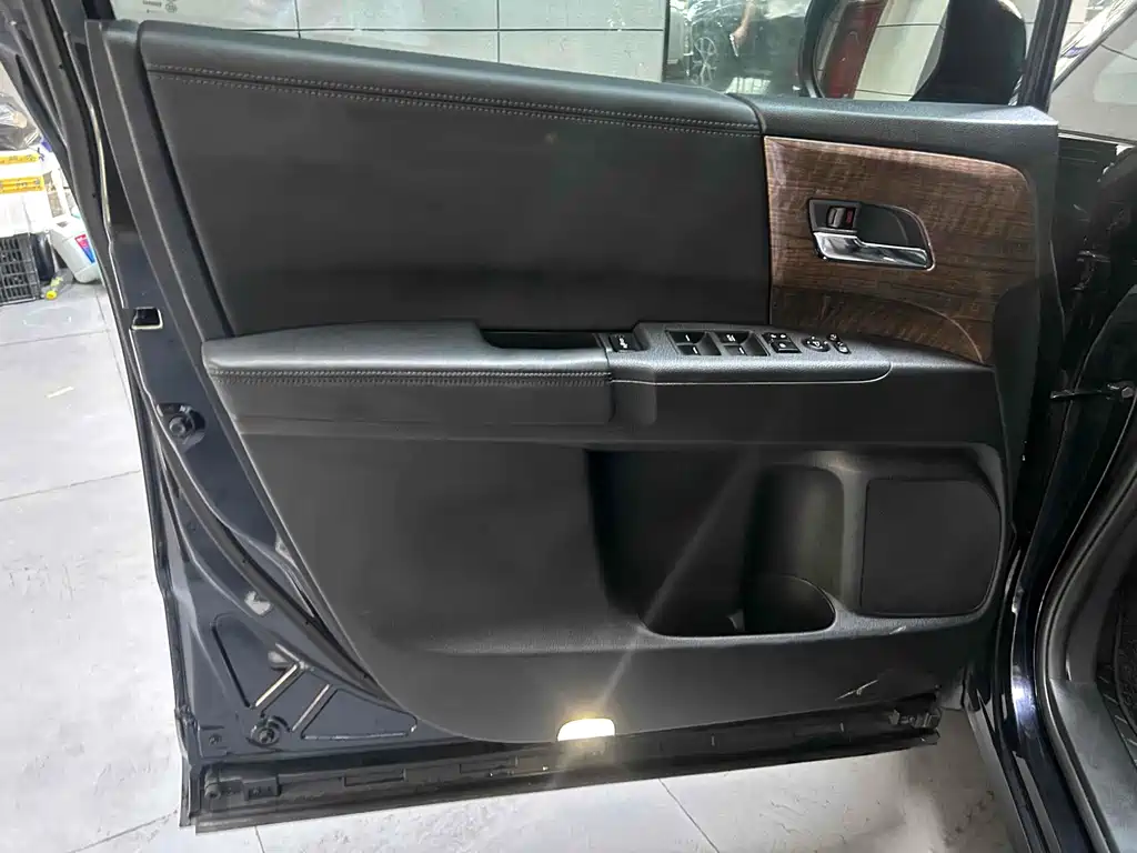 Honda Honda Odyssey 2017 2.4L Smart Enjoy Edition 2018 - thumbnail 8