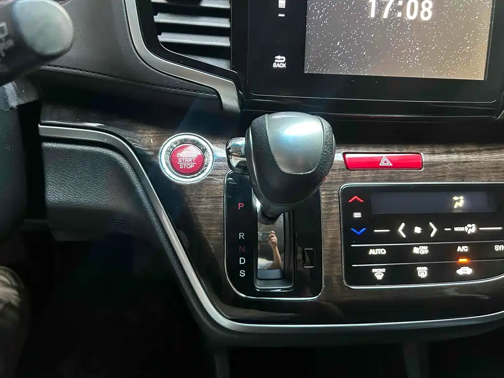 Honda Honda Odyssey 2017 2.4L Smart Enjoy Edition 2018 - thumbnail 16
