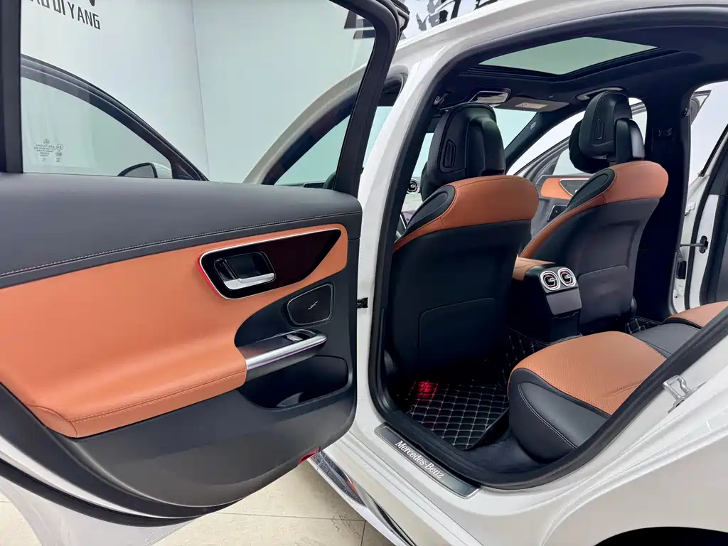 Mercedes-Benz Mercedes-Benz C-Class 2024 C 260 L Sport Edition 2024 - thumbnail 10