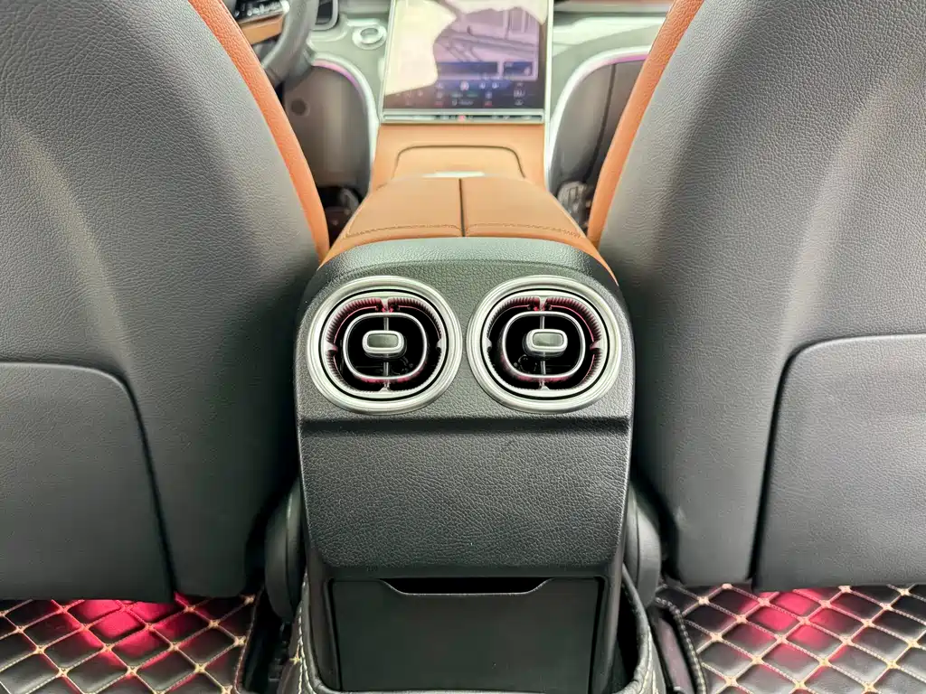 Mercedes-Benz Mercedes-Benz C-Class 2024 C 260 L Sport Edition 2024 - thumbnail 20