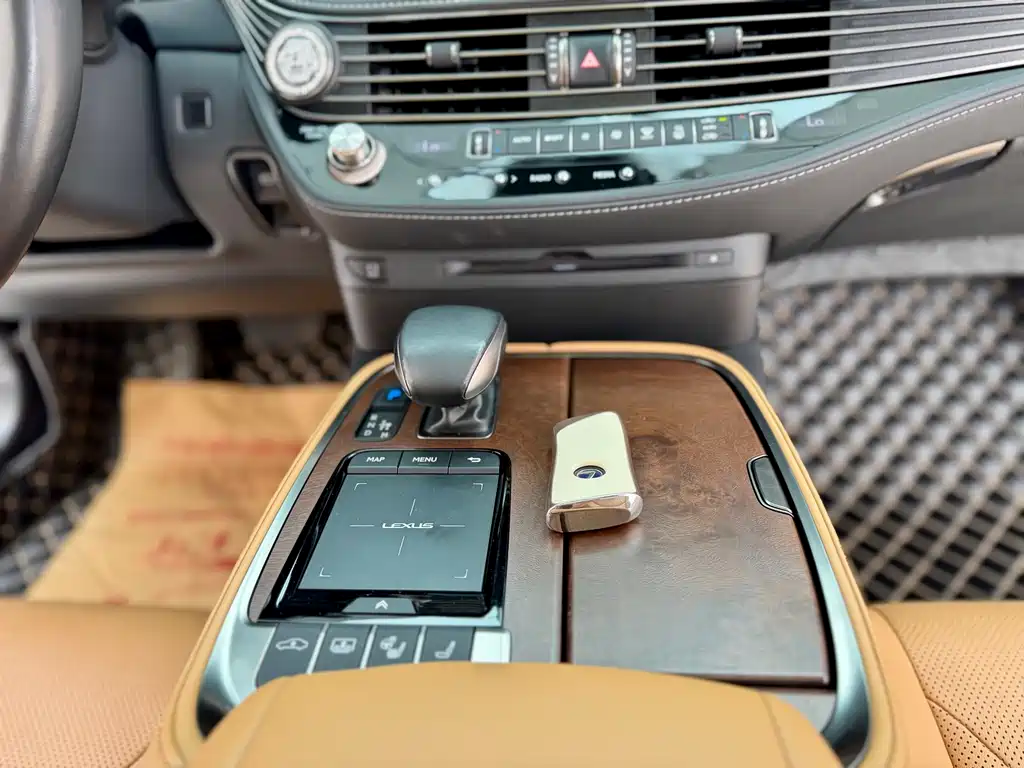 Lexus Lexus LS 500h Premier 2021 2022 - thumbnail 22