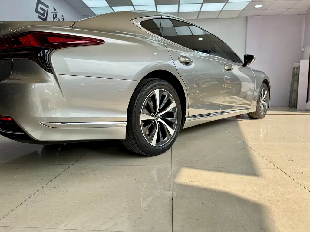 Lexus Lexus LS 500h Premier 2021 2022 - thumbnail 26