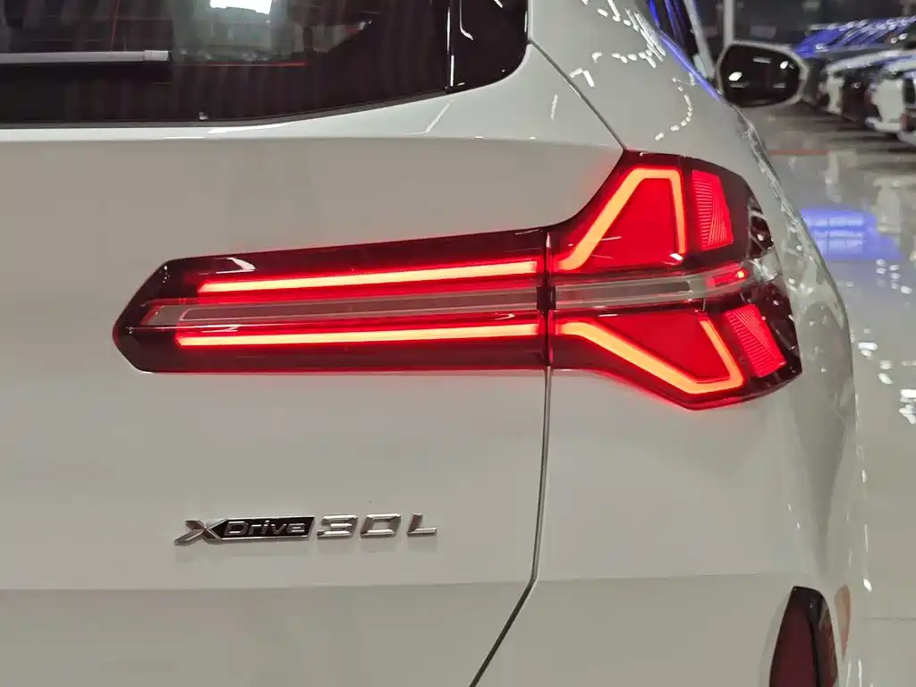 BMW BMW X3 2025 xDrive30L Premium M Sport Package 2025 - thumbnail 19