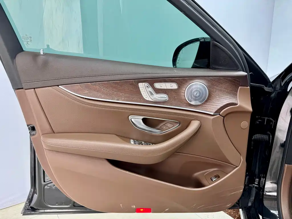Mercedes-Benz Mercedes-Benz E-Class 2021 E 300 L Luxury Model 2021 - thumbnail 7