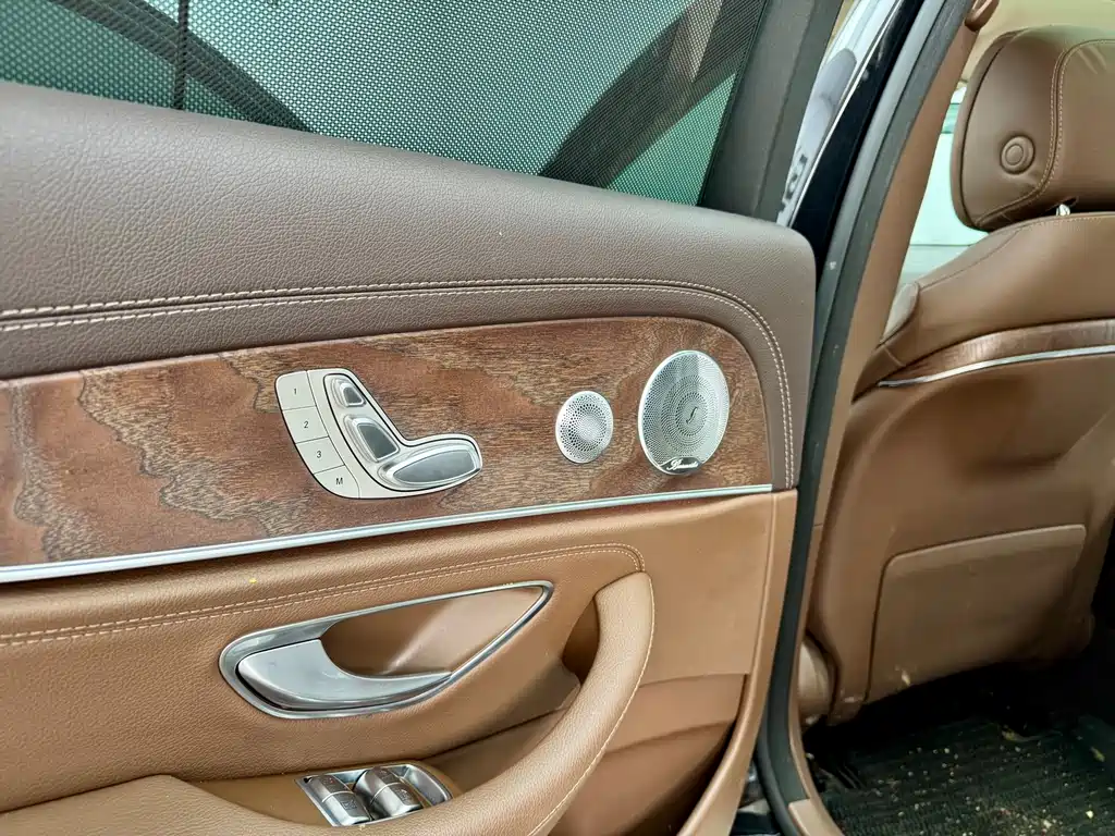 Mercedes-Benz Mercedes-Benz E-Class 2021 E 300 L Luxury Model 2021 - thumbnail 11