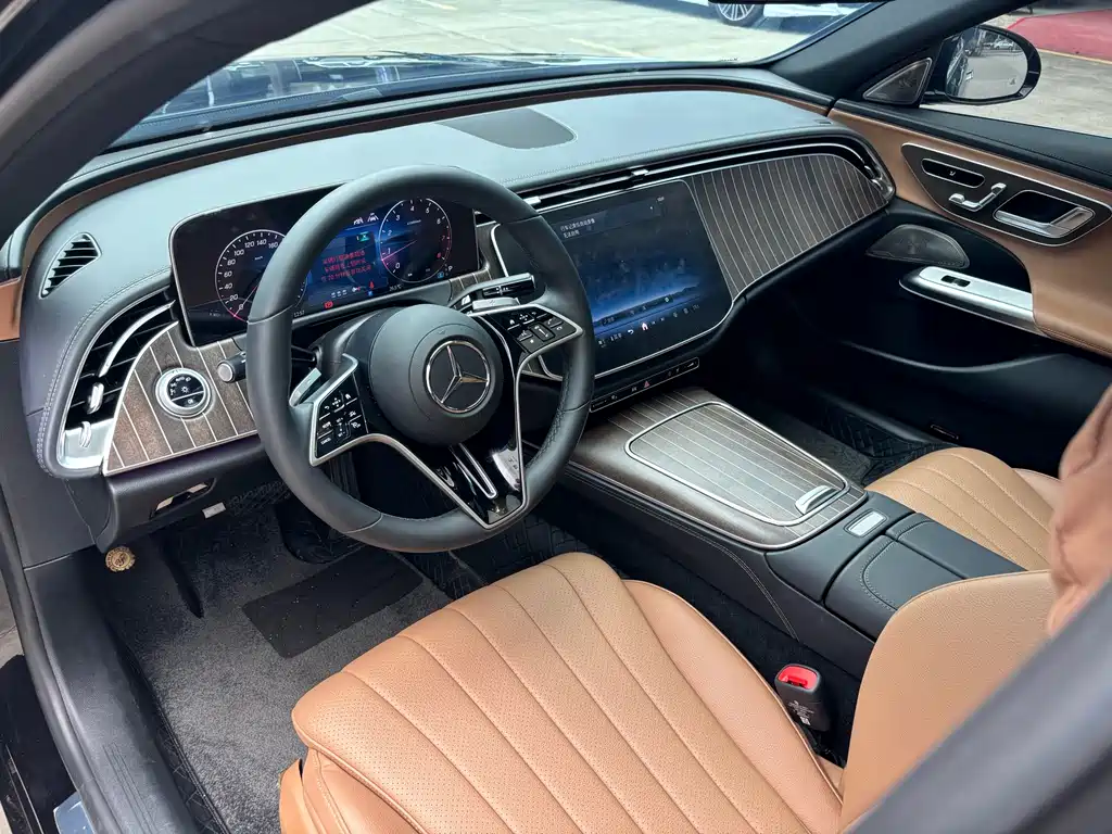 Mercedes-Benz Mercedes-Benz E-Class 2025 E 300 L Fashion Edition 2025 - thumbnail 4