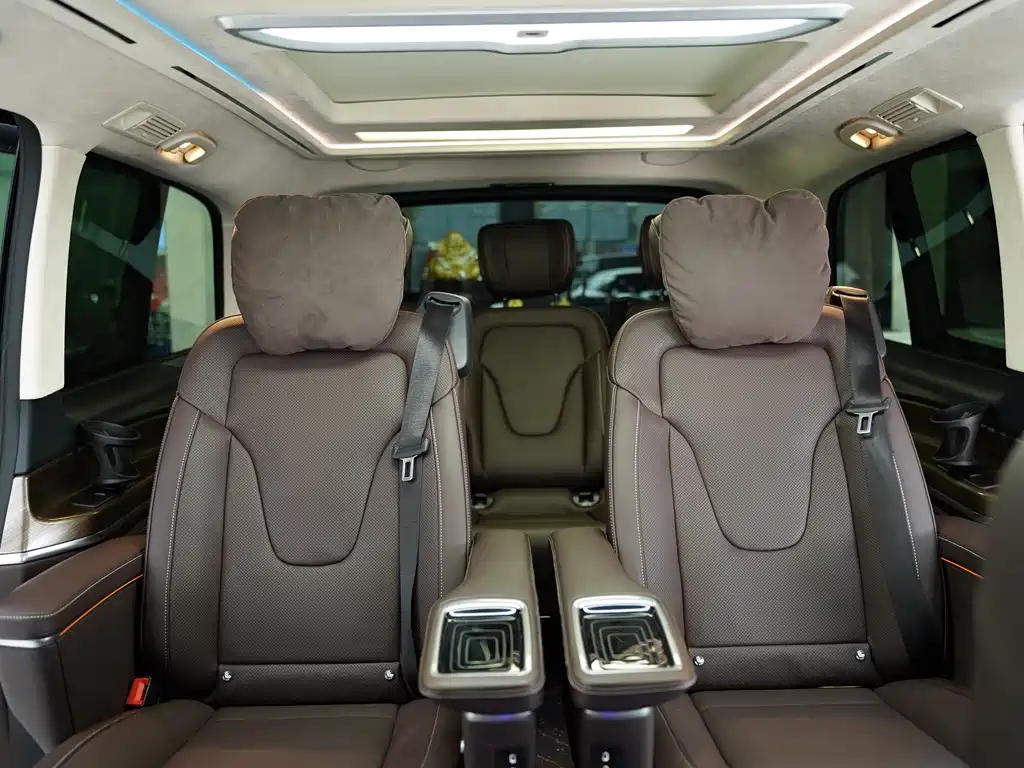 Mercedes-Benz Mercedes-Benz V-Class 2022 V 260 L Long Wheelbase Luxury Edition 2023 - thumbnail 16