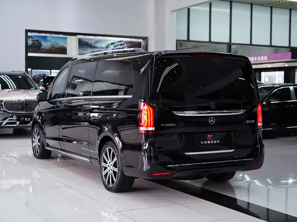 Mercedes-Benz Mercedes-Benz V-Class 2022 V 260 L Long Wheelbase Luxury Edition 2023 - thumbnail 20