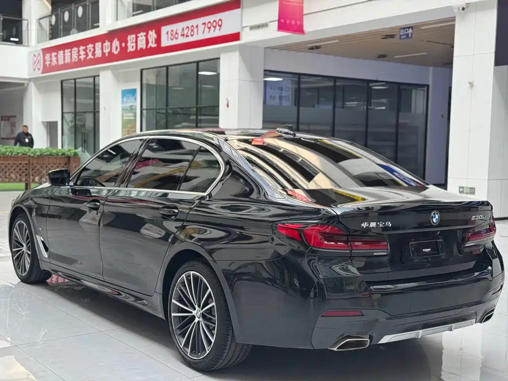 BMW BMW 5 Series 2022 530Li Leading Model M Sport Package 2022 - thumbnail 6