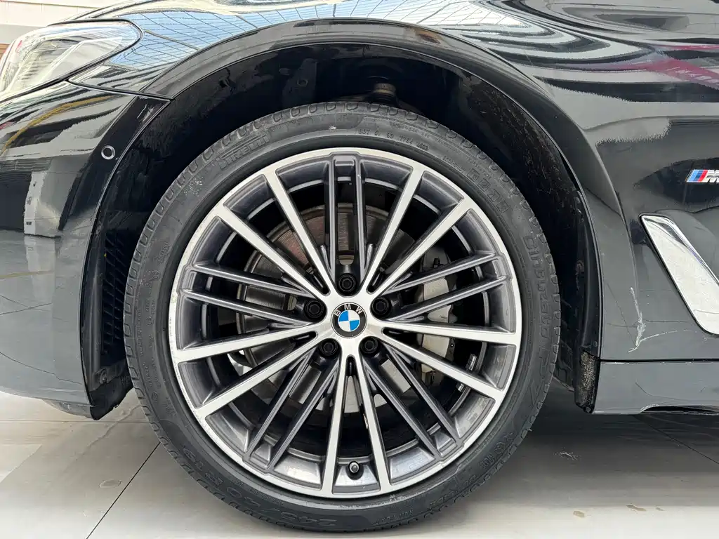 BMW BMW 5 Series 2022 530Li Leading Model M Sport Package 2022 - thumbnail 22