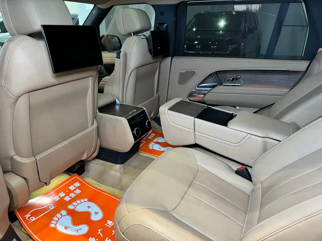 Land Rover Range Rover 2024 3.0 L6 400PS Autobiography Long Wheelbase 2024 - thumbnail 8