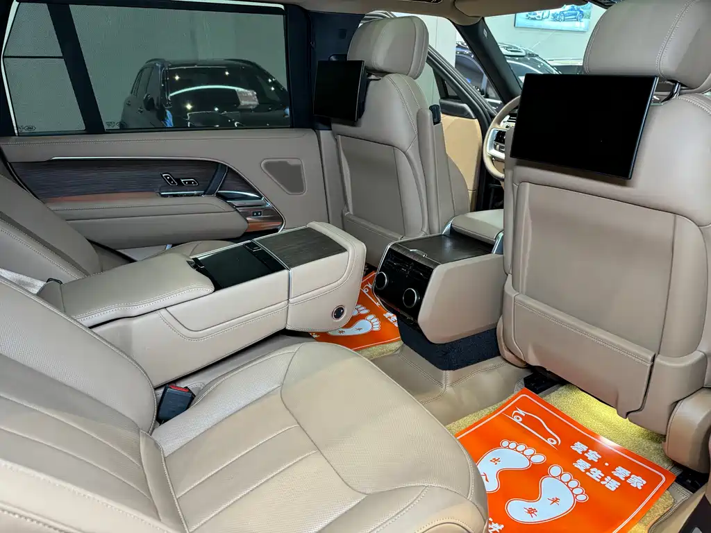 Land Rover Range Rover 2024 3.0 L6 400PS Autobiography Long Wheelbase 2024 - thumbnail 12