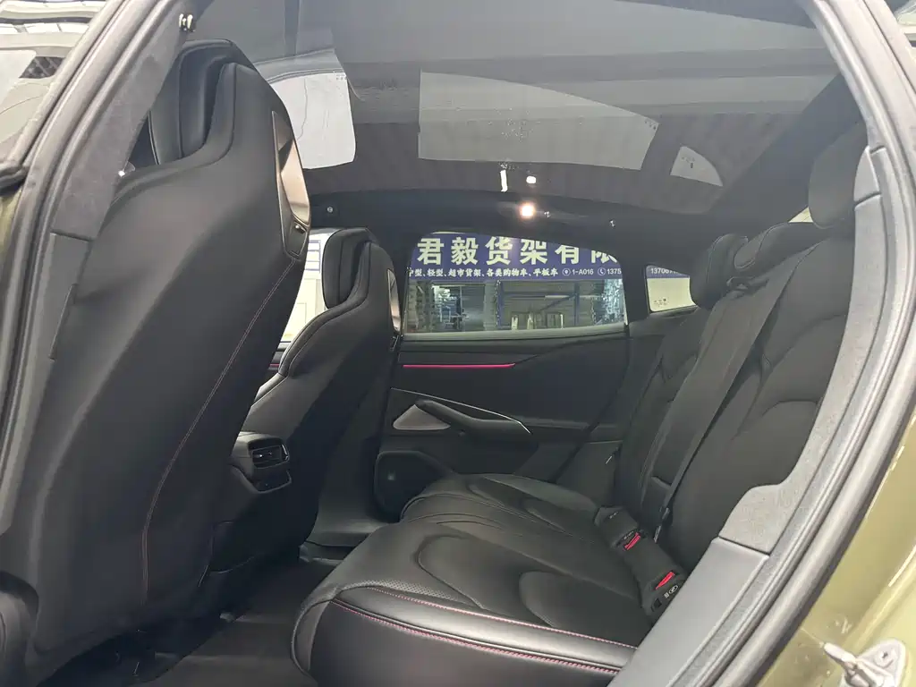Xiaomi Motors Xiaomi SU7 2024 AWD Ultra-Long Range Intelligent Driving Max Edition 2024 - thumbnail 15