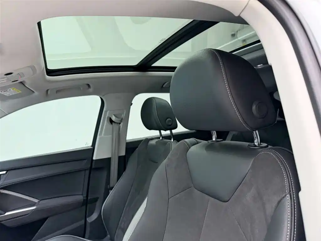 Audi Audi Q3 2022 35 TFSI Sportback S line 2022 - thumbnail 16