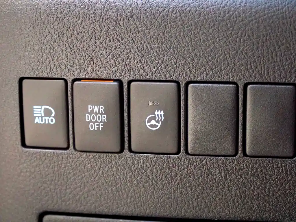Toyota Alphard 2015 3.5L Luxury Edition 2016 - thumbnail 20