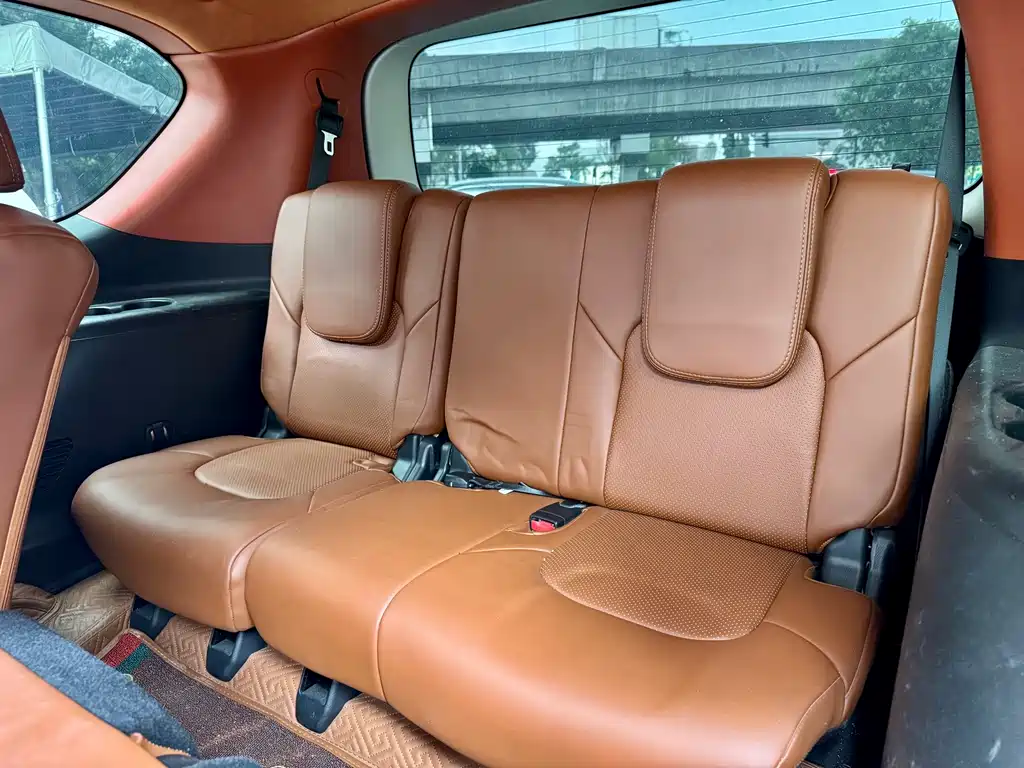 Nissan Nissan Patrol 2018 4.0L Premium 2019 - thumbnail 9