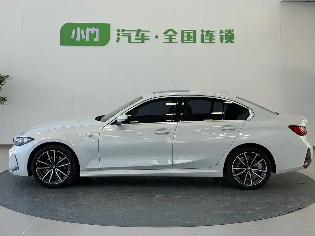 BMW BMW 3 Series 2024 320i M Sport Package 2023 - thumbnail 2