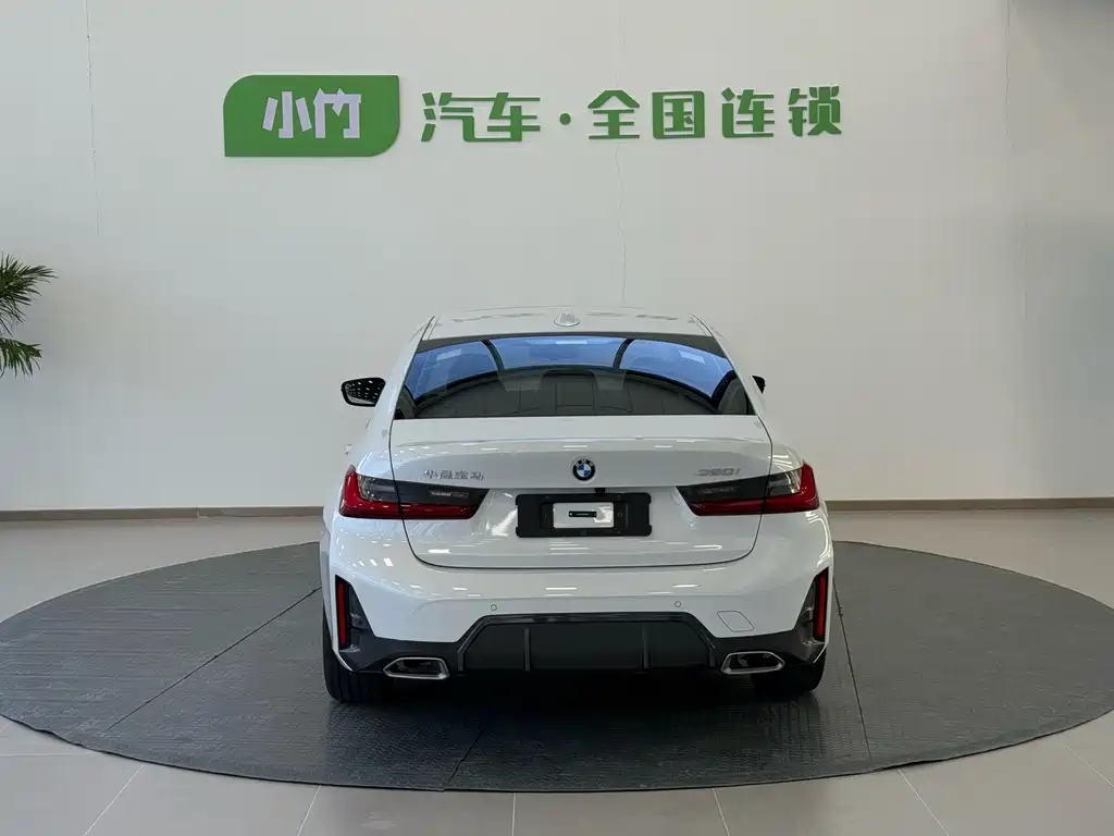 BMW BMW 3 Series 2024 320i M Sport Package 2023 - thumbnail 4