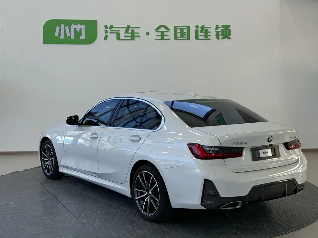 BMW BMW 3 Series 2024 320i M Sport Package 2023 - thumbnail 11