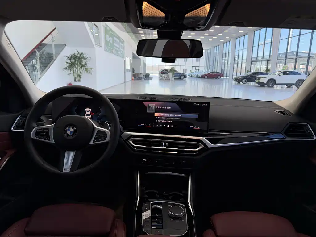 BMW BMW 3 Series 2024 320i M Sport Package 2023 - thumbnail 23