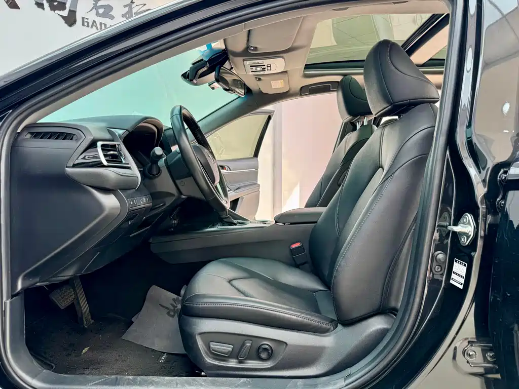 Toyota Toyota Camry 2021 2.5G Luxury Edition 2023 - thumbnail 7