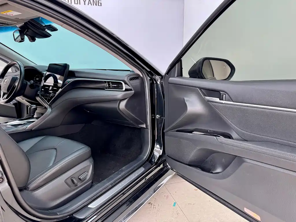 Toyota Toyota Camry 2021 2.5G Luxury Edition 2023 - thumbnail 14