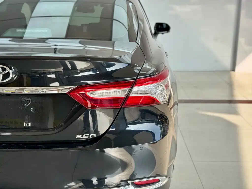 Toyota Toyota Camry 2021 2.5G Luxury Edition 2023 - thumbnail 18