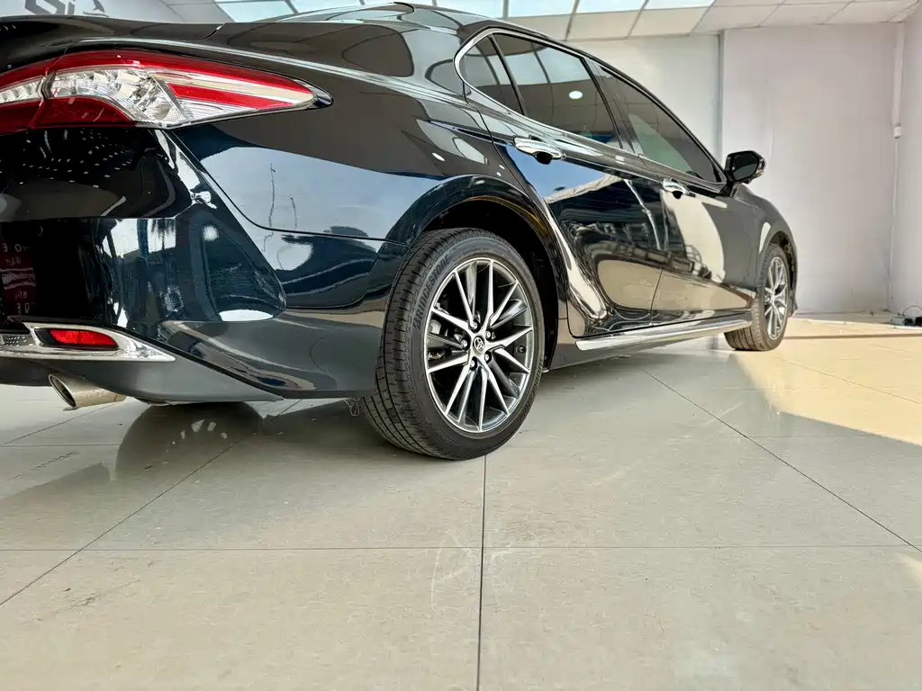 Toyota Toyota Camry 2021 2.5G Luxury Edition 2023 - thumbnail 19