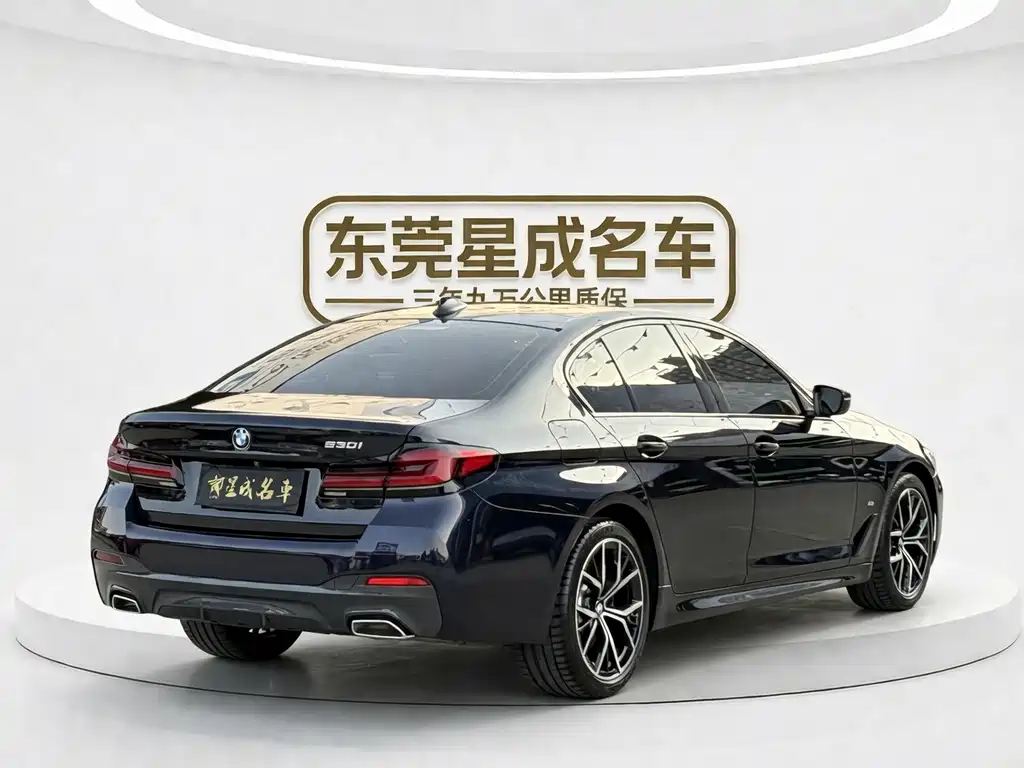 BMW BMW 5 Series Import 2022 Model Facelift 2 530i Style Edition M Sport Package 2023 - thumbnail 22