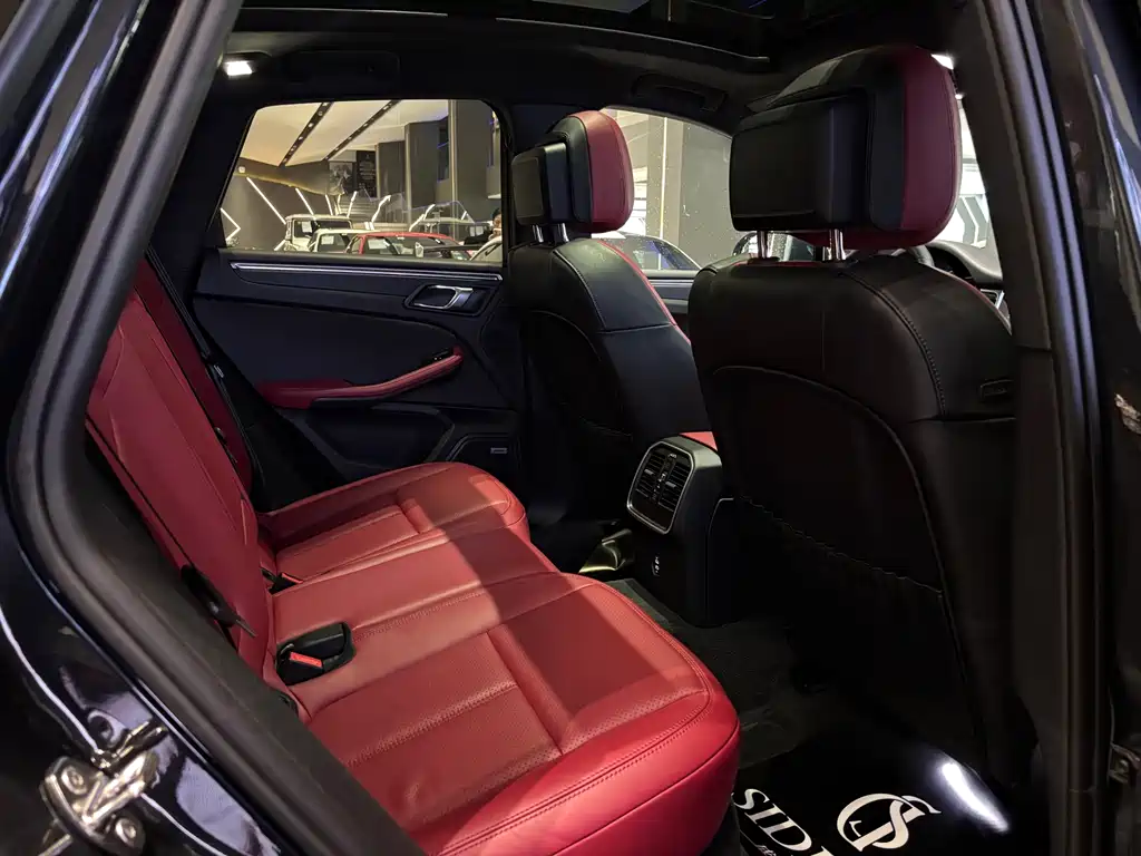 Porsche Porsche Macan 2023 Macan 2.0T 2023 - thumbnail 16