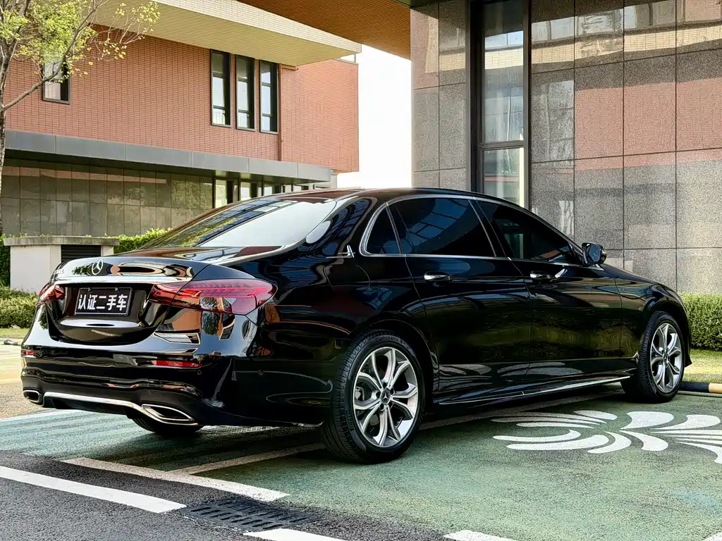 Mercedes-Benz Mercedes-Benz E-Class 2021 E 300 L Premium 2021 - thumbnail 6