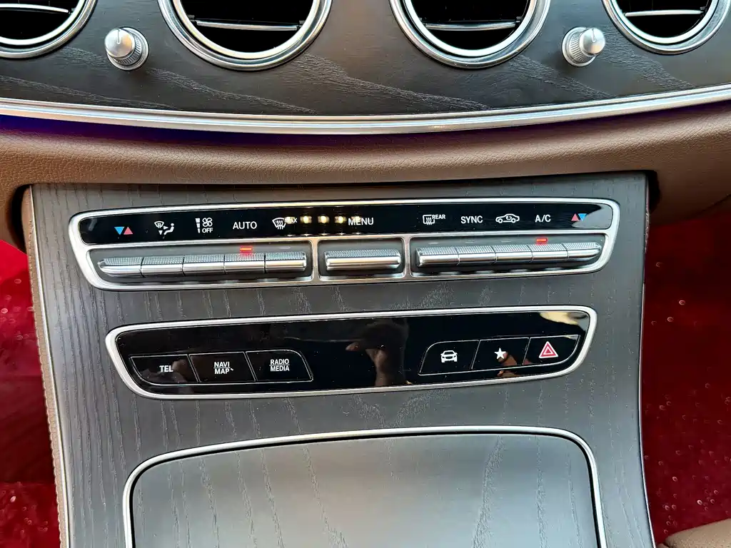 Mercedes-Benz Mercedes-Benz E-Class 2021 E 300 L Premium 2021 - thumbnail 12