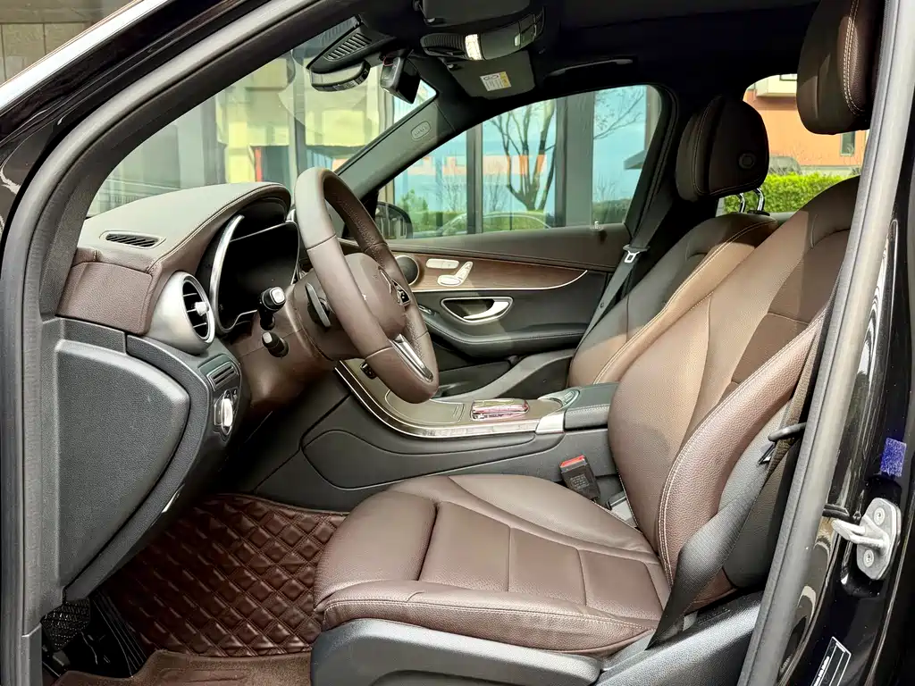 Mercedes-Benz Mercedes-Benz GLC 2022 GLC 260 L 4MATIC Dynamic Model 2022 - thumbnail 8