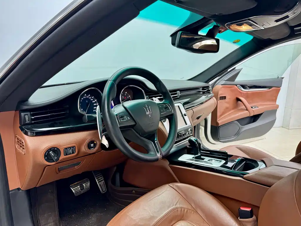 Maserati Chery President 2015 3.0T Standard Model 2015 - thumbnail 6