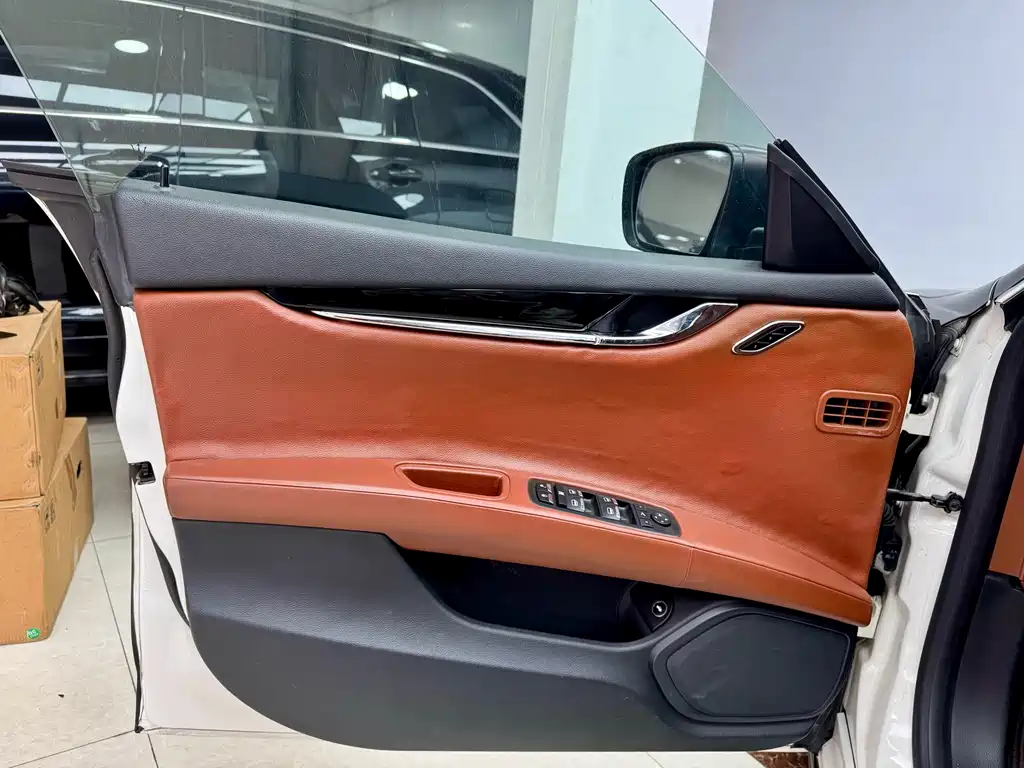 Maserati Chery President 2015 3.0T Standard Model 2015 - thumbnail 7