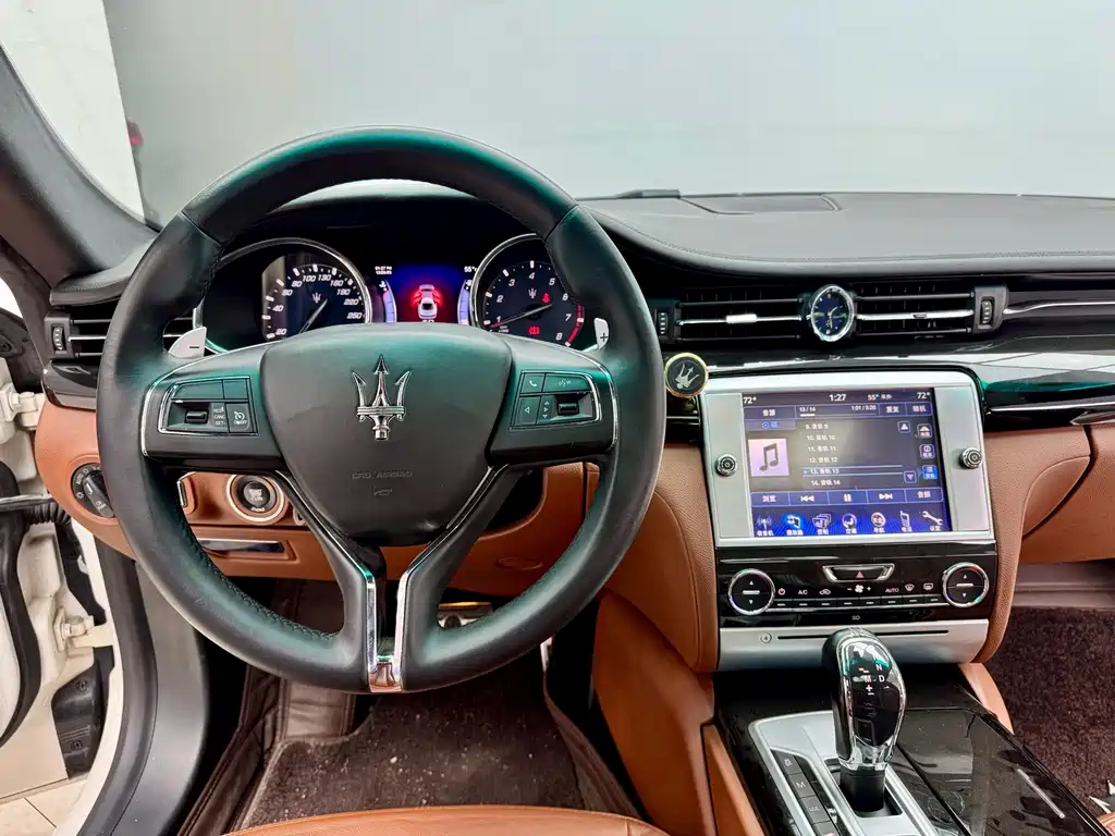 Maserati Chery President 2015 3.0T Standard Model 2015 - thumbnail 17