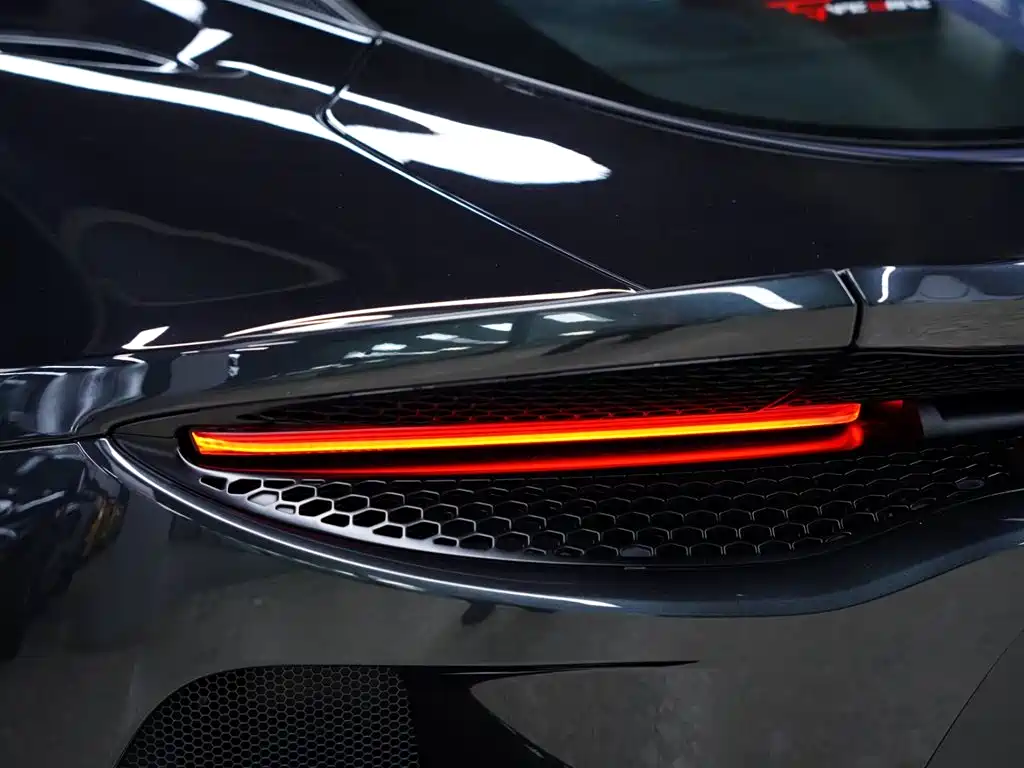 McLaren McLaren GT 2022 4.0T Standard 2023 - thumbnail 3