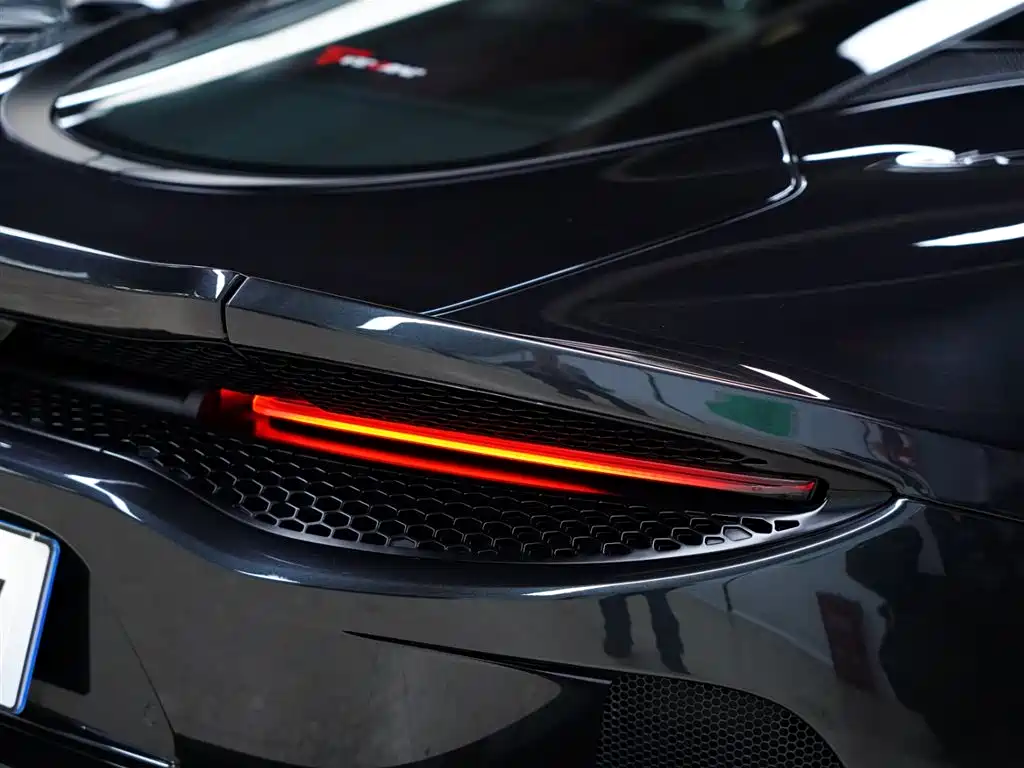 McLaren McLaren GT 2022 4.0T Standard 2023 - thumbnail 4