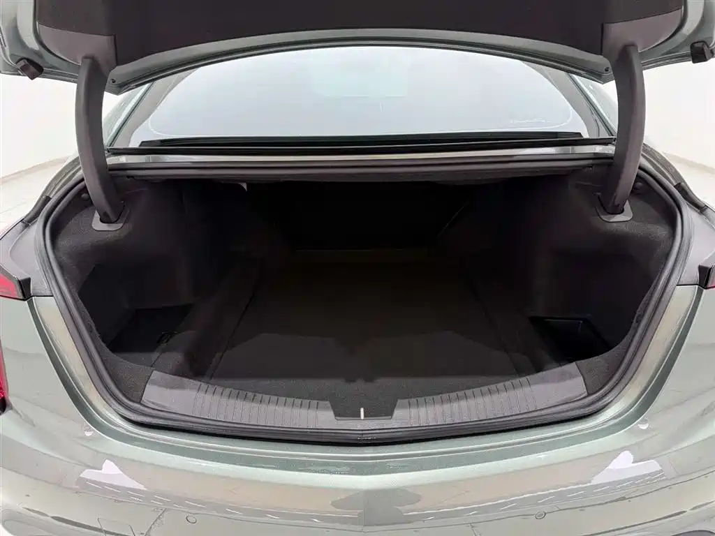Cadillac Cadillac CT5 2022 28T Luxury (Standard) 2023 - thumbnail 14