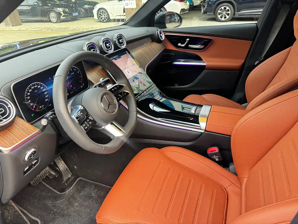 Mercedes-Benz Mercedes-Benz GLC 2025 GLC 300 L 4MATIC Sport 5-seat 2025 - thumbnail 4