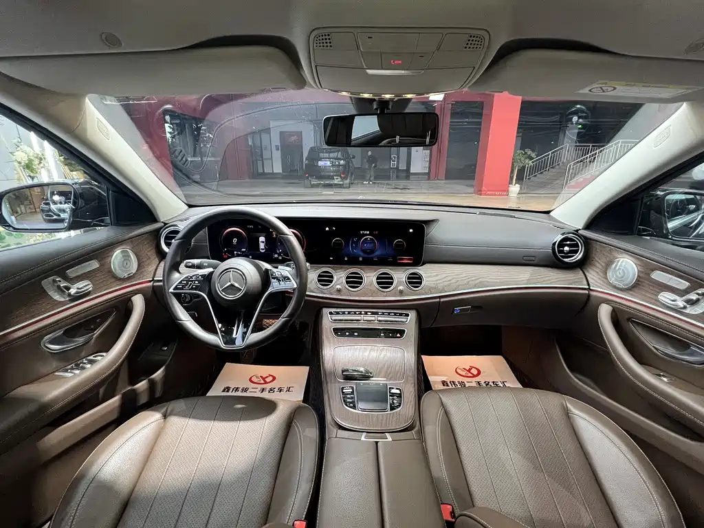 Mercedes-Benz Mercedes-Benz E-Class 2023 Facelift E 300 L Luxury 2023 - thumbnail 11
