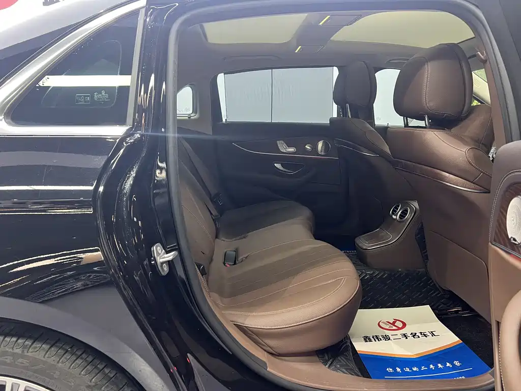 Mercedes-Benz Mercedes-Benz E-Class 2023 Facelift E 300 L Luxury 2023 - thumbnail 12