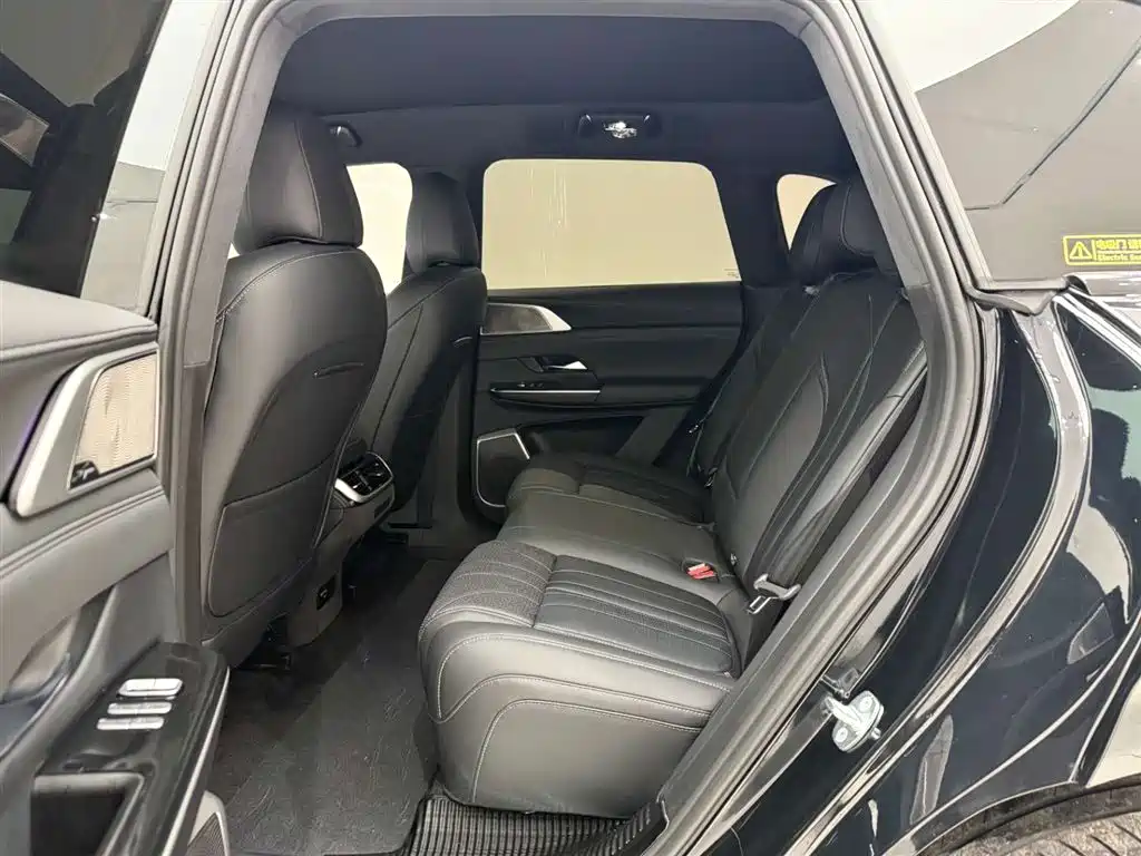 XPeng XPeng G9 2025 680 Ultra Long Range AWD Max 2025 - thumbnail 17